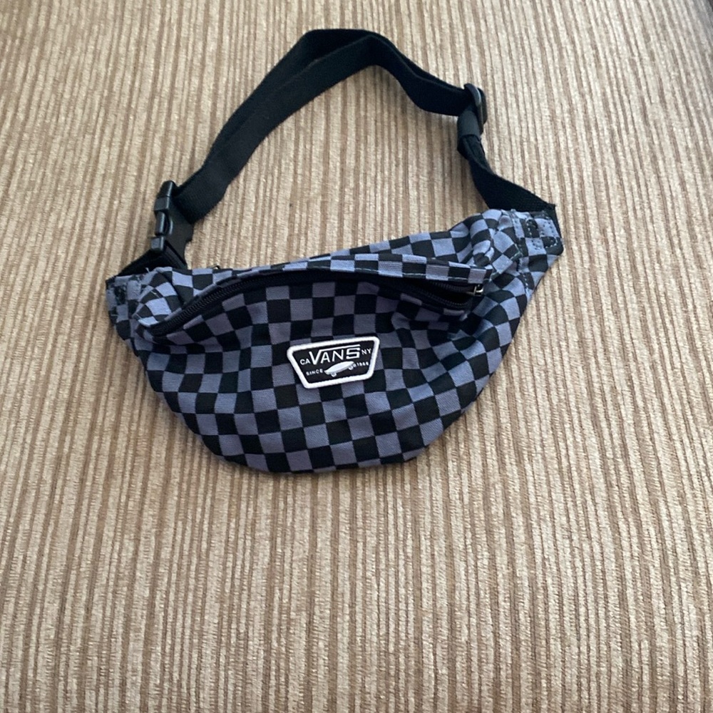 Cute little active bag.    Used